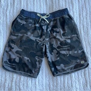 Vuori Shorts